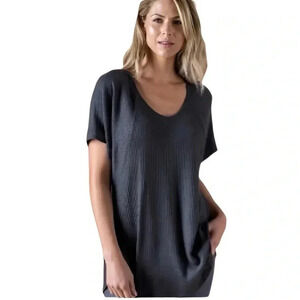 Agnes & Dora Charcoal Gray Tee Shirt Top Soft Textured Short Sleeve